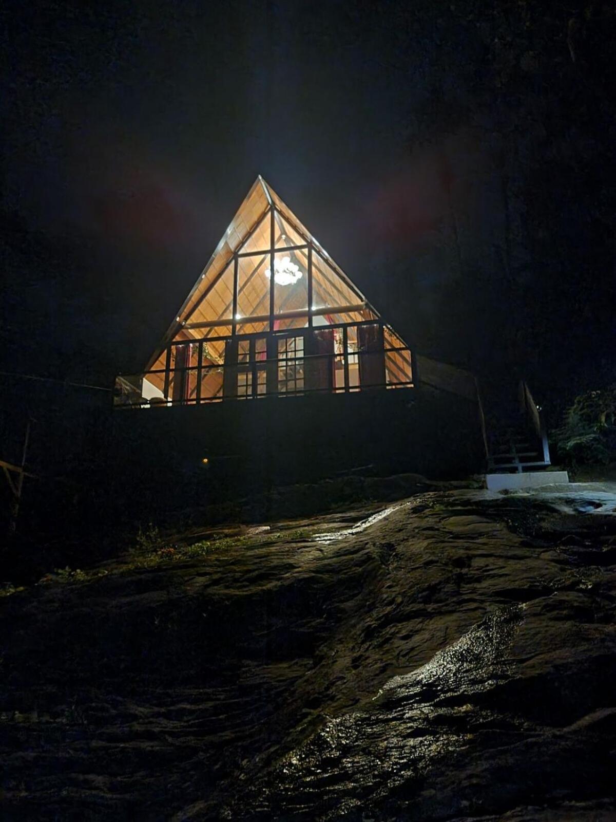 Villa Whiskeywoods Madikeri Exterior foto