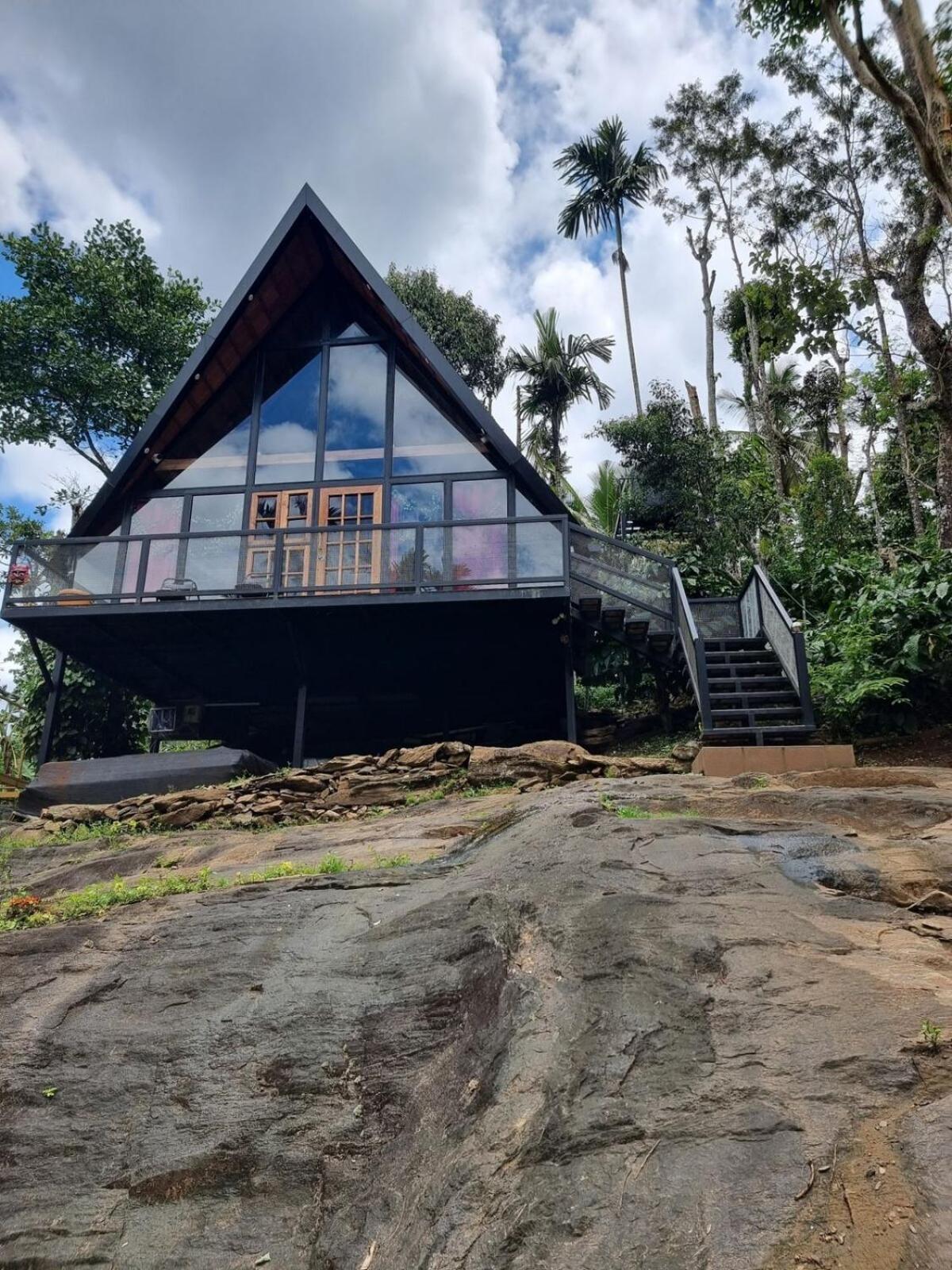 Villa Whiskeywoods Madikeri Exterior foto